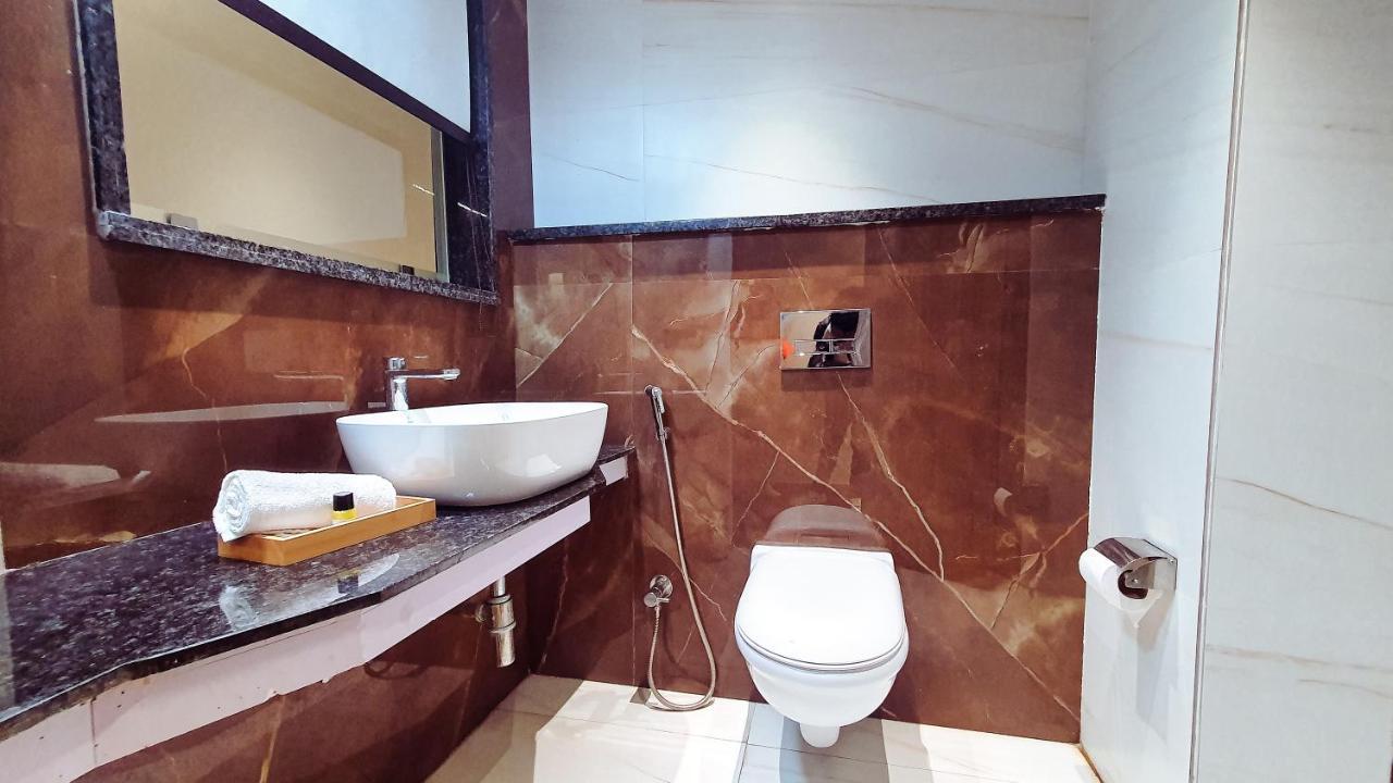 Aura Rooms Dehradun Dış mekan fotoğraf